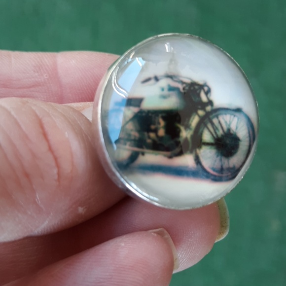 New Unique Motorcycle 925 Silver Glass Ring. - Picture 6 of 9
